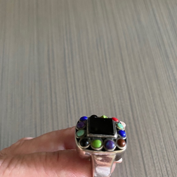 Ring - Picture 3 of 6